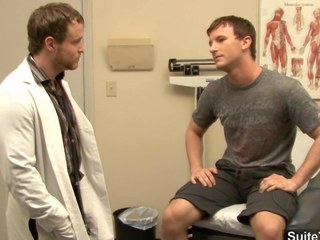 Hawt patient receives fucked by homo doctor